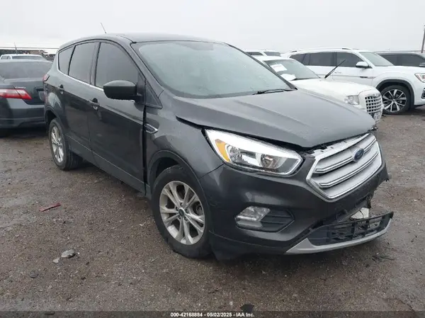 1FMCU0GD9KUA64443 2019 FORD ESCAPE - Image 1