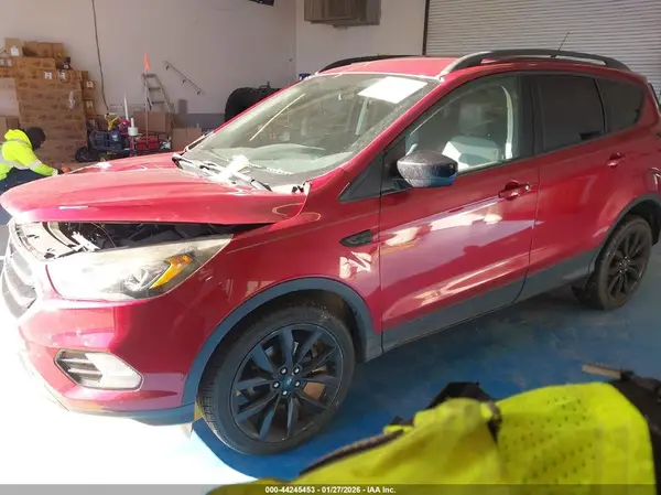 1FMCU0GD9KUA90010 2019 FORD ESCAPE - Image 2
