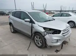 1FMCU0GD9KUB10076 2019 FORD ESCAPE