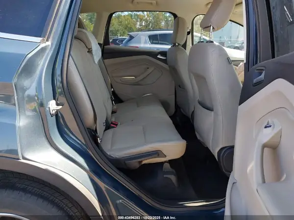 1FMCU0GD9KUB12975 2019 FORD ESCAPE - Image 8