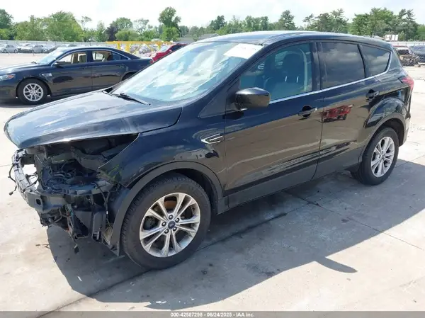 1FMCU0GD9KUB23555 2019 FORD ESCAPE - Image 2