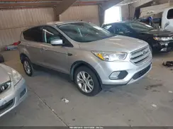 1FMCU0GD9KUB38797 2019 FORD ESCAPE
