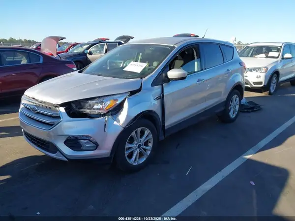 1FMCU0GD9KUB45538 2019 FORD ESCAPE - Image 2