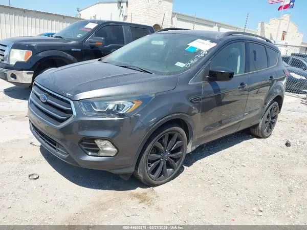 1FMCU0GD9KUB46768 2019 FORD ESCAPE - Image 2