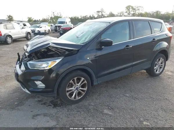 1FMCU0GD9KUB64168 2019 FORD ESCAPE - Image 2