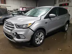1FMCU0GD9KUB75817 2019 FORD ESCAPE