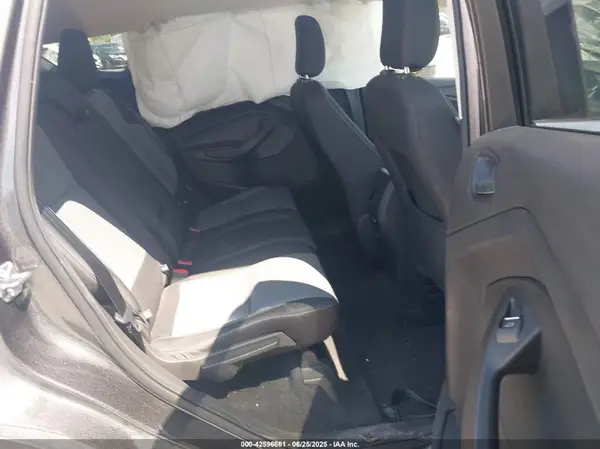 1FMCU0GD9KUB88485 2019 FORD ESCAPE - Image 8