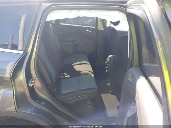 1FMCU0GD9KUB99261 2019 FORD ESCAPE - Image 8