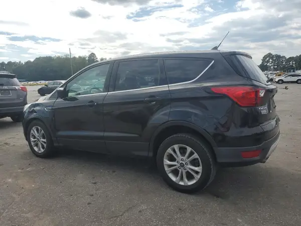 1FMCU0GD9KUC11912 2019 FORD ESCAPE - Image 2