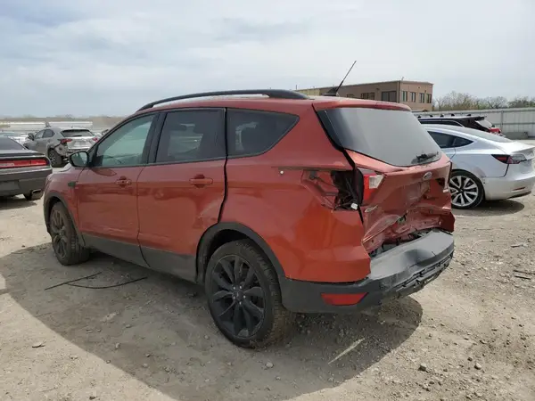 1FMCU0GD9KUC26040 2019 FORD ESCAPE - Image 2