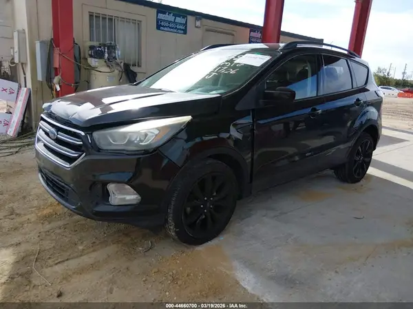 1FMCU0GDXHUA02798 2017 FORD ESCAPE - Image 2
