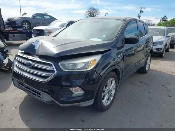 1FMCU0GDXHUA07502 2017 FORD ESCAPE - Image 2