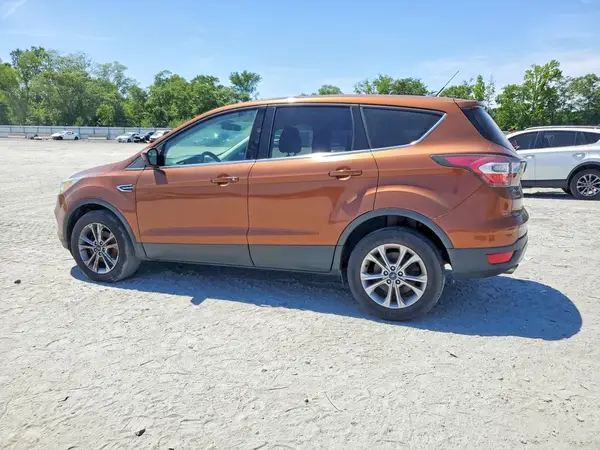 1FMCU0GDXHUA08388 2017 FORD ESCAPE - Image 2