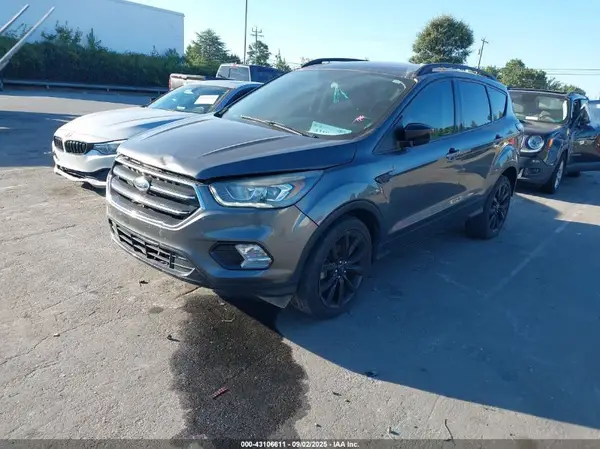 1FMCU0GDXHUA09864 2017 FORD ESCAPE - Image 2