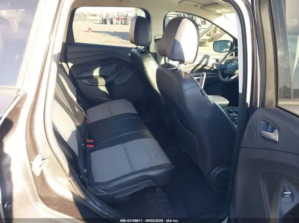 1FMCU0GDXHUA09864 2017 FORD ESCAPE - Image 8