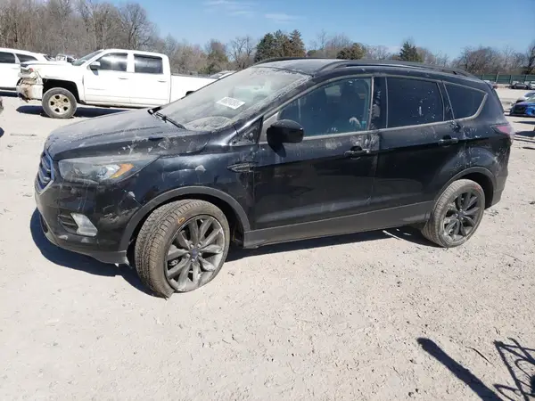 1FMCU0GDXHUA09945 2017 FORD ESCAPE - Image 1