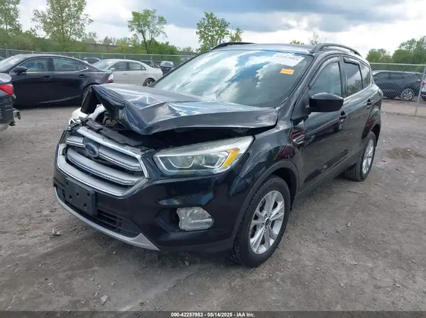 1FMCU0GDXHUA11274 2017 FORD ESCAPE - Image 2