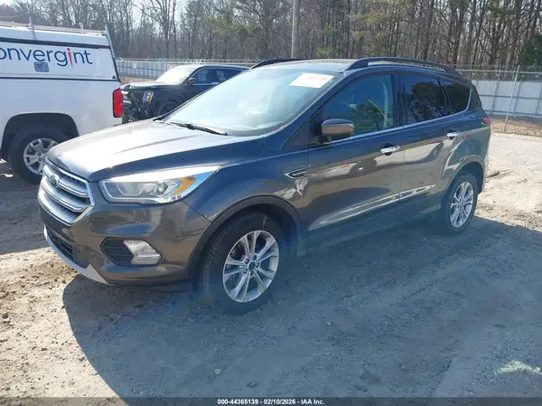 1FMCU0GDXHUA13073 2017 FORD ESCAPE - Image 2