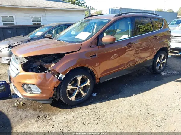 1FMCU0GDXHUA37129 2017 FORD ESCAPE - Image 2