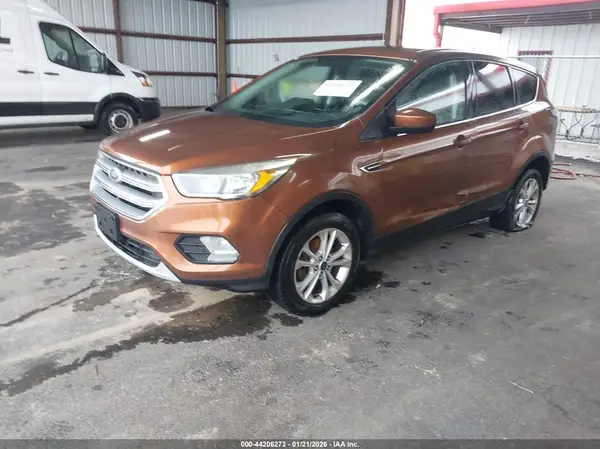 1FMCU0GDXHUA40614 2017 FORD ESCAPE - Image 2
