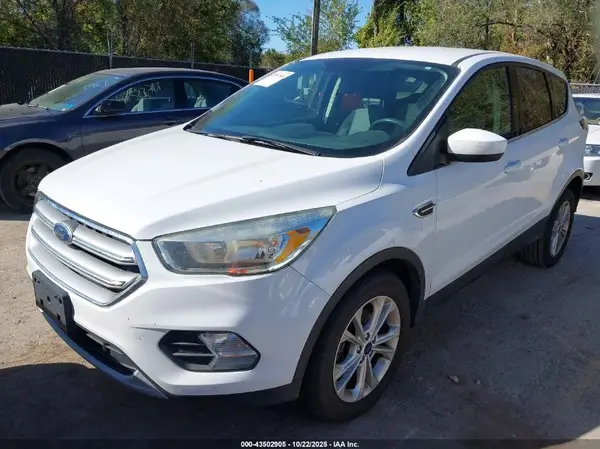 1FMCU0GDXHUA52567 2017 FORD ESCAPE - Image 2