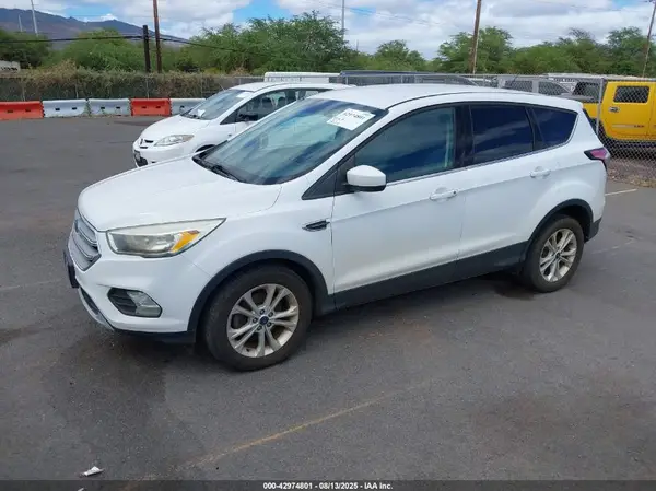 1FMCU0GDXHUA54965 2017 FORD ESCAPE - Image 2
