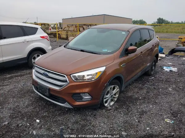 1FMCU0GDXHUB18602 2017 FORD ESCAPE - Image 2