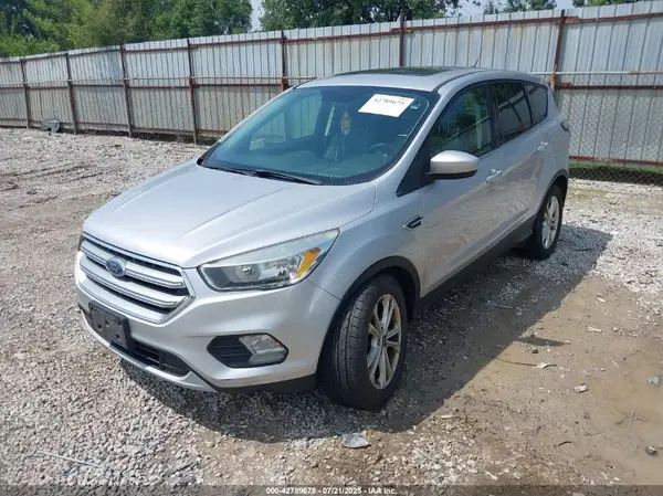 1FMCU0GDXHUB20382 2017 FORD ESCAPE - Image 2