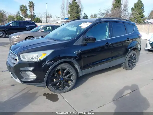 1FMCU0GDXHUB61692 2017 FORD ESCAPE - Image 2