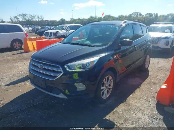 1FMCU0GDXHUB76743 2017 FORD ESCAPE - Image 2