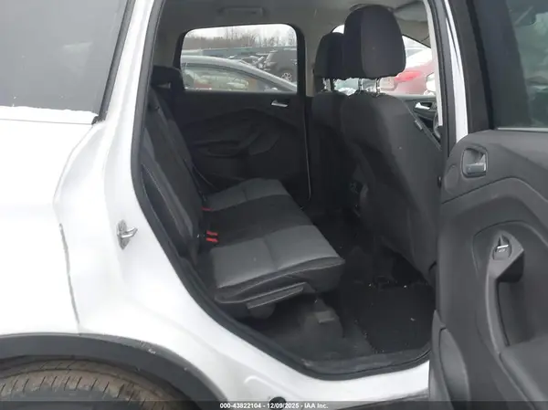 1FMCU0GDXHUB83742 2017 FORD ESCAPE - Image 8