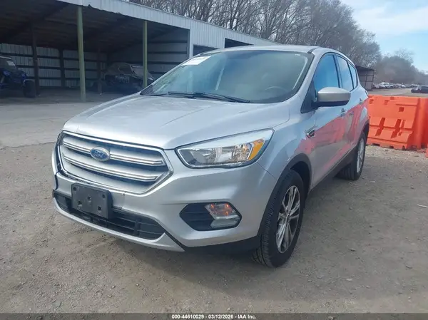 1FMCU0GDXHUB99200 2017 FORD ESCAPE - Image 2