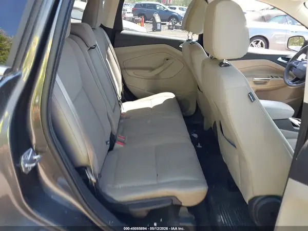 1FMCU0GDXHUC04427 2017 FORD ESCAPE - Image 8