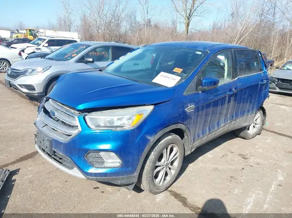 1FMCU0GDXHUC08719 2017 FORD ESCAPE - Image 2