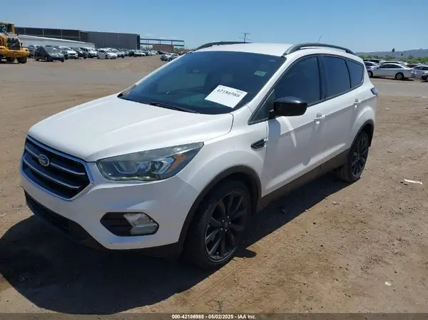 1FMCU0GDXHUC11426 2017 FORD ESCAPE - Image 2