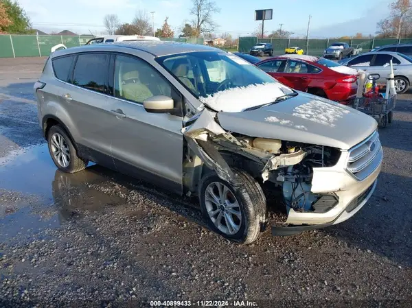 1FMCU0GDXHUC20076 2017 FORD ESCAPE - Image 1