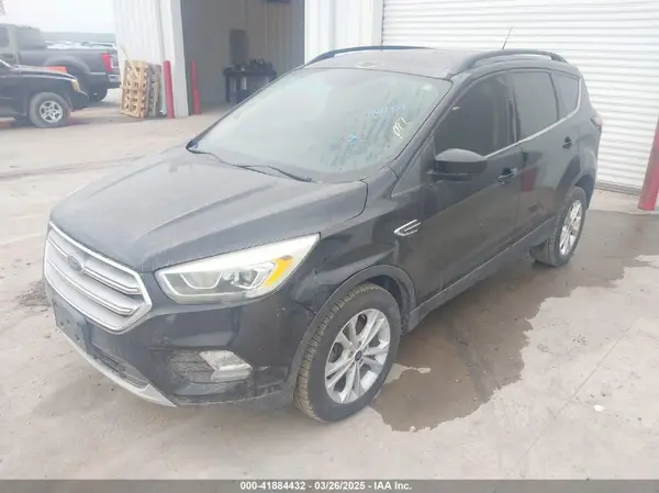 1FMCU0GDXHUC24693 2017 FORD ESCAPE - Image 2