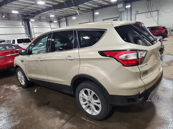 1FMCU0GDXHUC30686 2017 FORD ESCAPE - Image 2