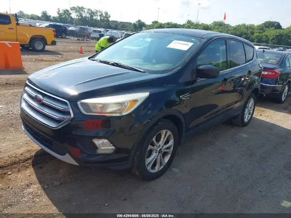 1FMCU0GDXHUC55474 2017 FORD ESCAPE - Image 2