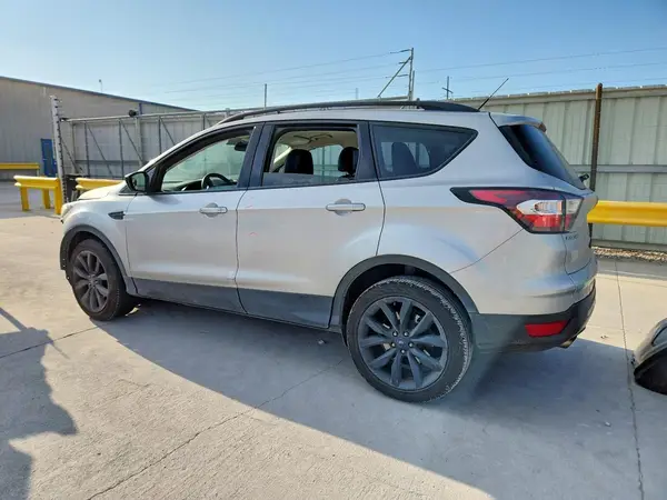 1FMCU0GDXHUC88393 2017 FORD ESCAPE - Image 2