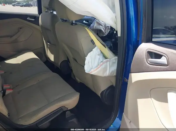 1FMCU0GDXHUD04270 2017 FORD ESCAPE - Image 8