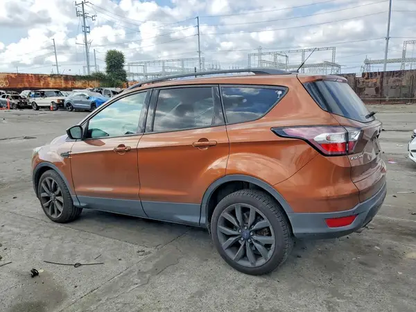 1FMCU0GDXHUD06228 2017 FORD ESCAPE - Image 2