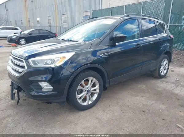 1FMCU0GDXHUD12157 2017 FORD ESCAPE - Image 2