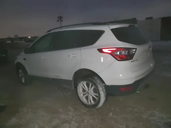 1FMCU0GDXHUD25393 2017 FORD ESCAPE - Image 2