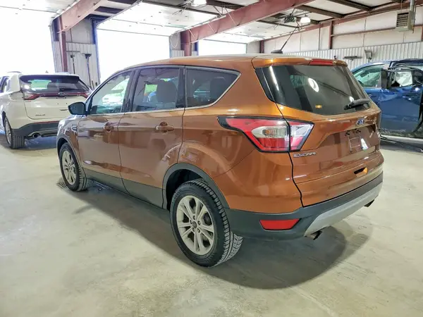 1FMCU0GDXHUD35275 2017 FORD ESCAPE - Image 2