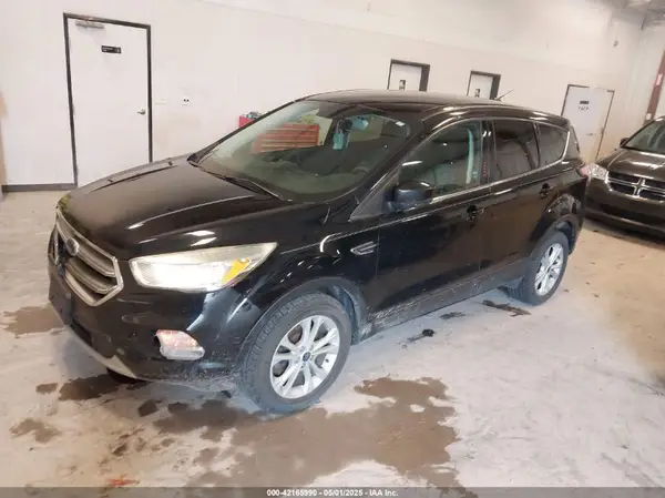 1FMCU0GDXHUD38581 2017 FORD ESCAPE - Image 2
