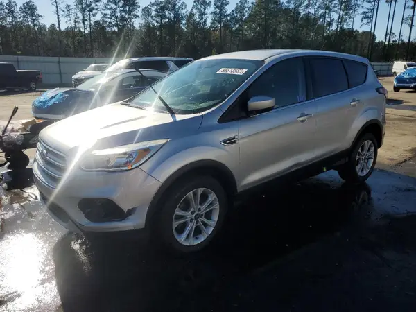 1FMCU0GDXHUD64002 2017 FORD ESCAPE - Image 1