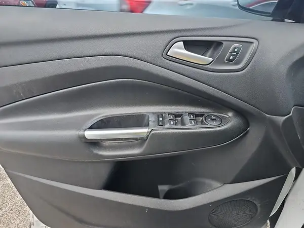 1FMCU0GDXHUD78580 2017 FORD ESCAPE - Image 8