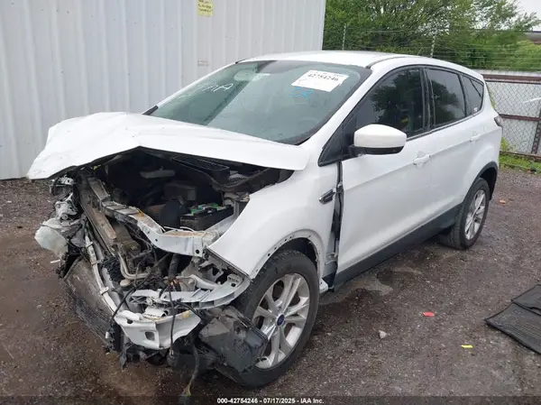 1FMCU0GDXHUD94939 2017 FORD ESCAPE - Image 2