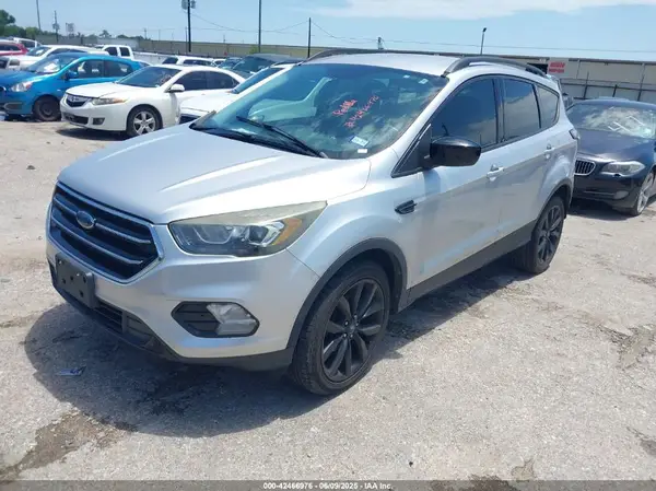 1FMCU0GDXHUE07298 2017 FORD ESCAPE - Image 2